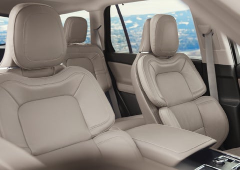 The interior of a 2024 Lincoln Aviator® SUV in the Sandstone interior color | Lexington Park Ford Lincoln in California MD