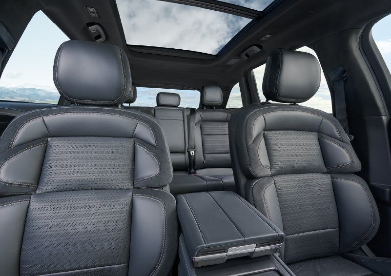 The spacious second row and available panoramic Vista Roof® is shown. | Lexington Park Ford Lincoln in California MD