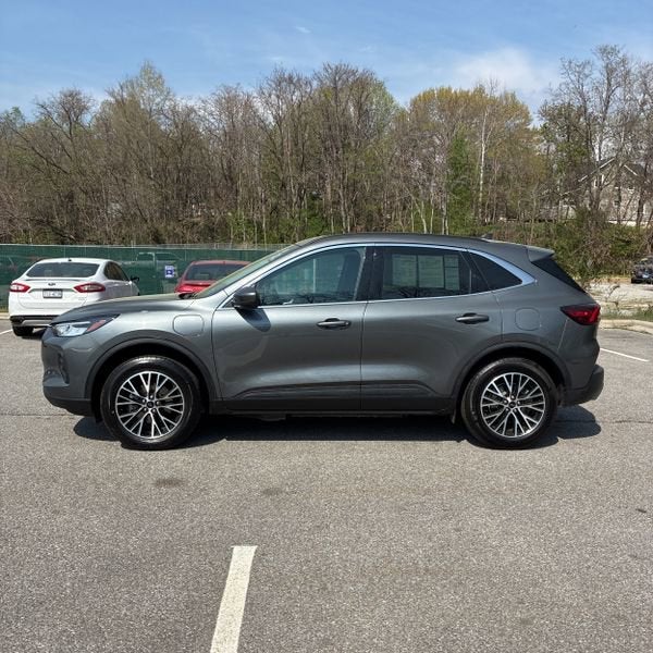 2025 Ford Escape PHEV