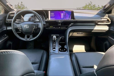 2023 Toyota Crown Platinum