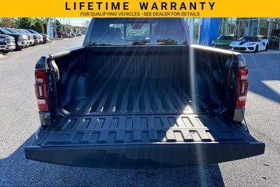 2021 RAM 1500 Laramie Crew Cab 4x4 5'7" Box