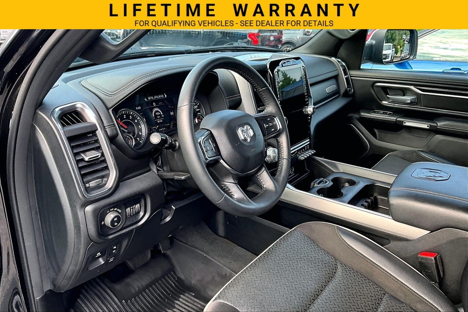 2024 RAM 1500 Laramie Crew Cab 4x4 5'7" Box