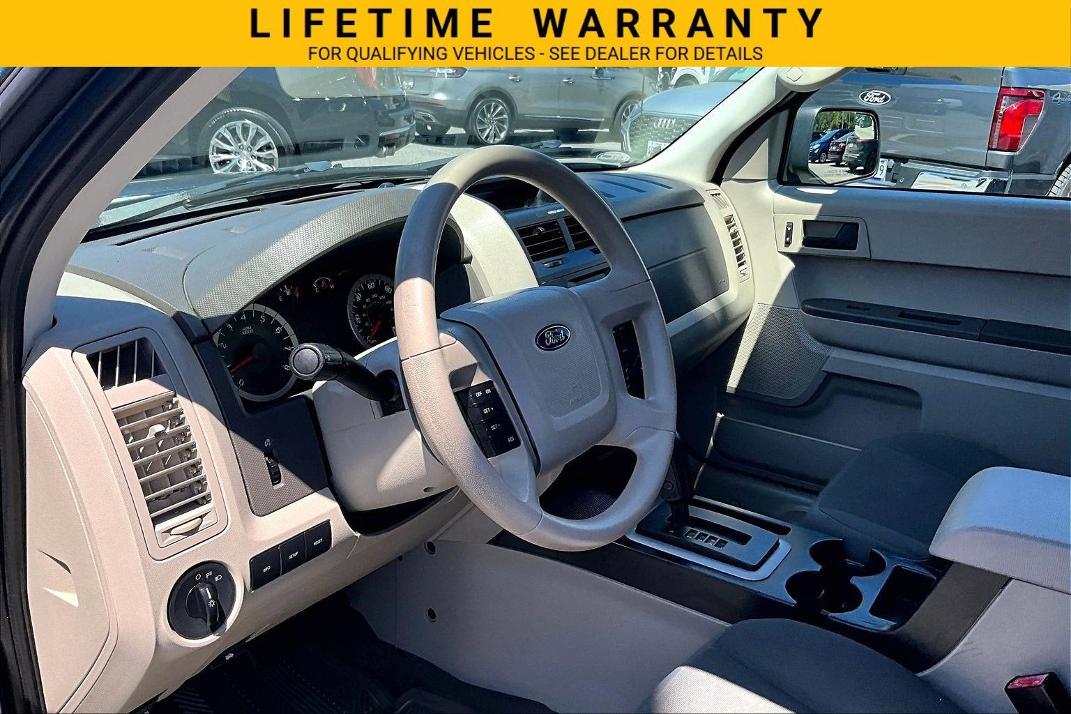 2011 Ford Escape XLS