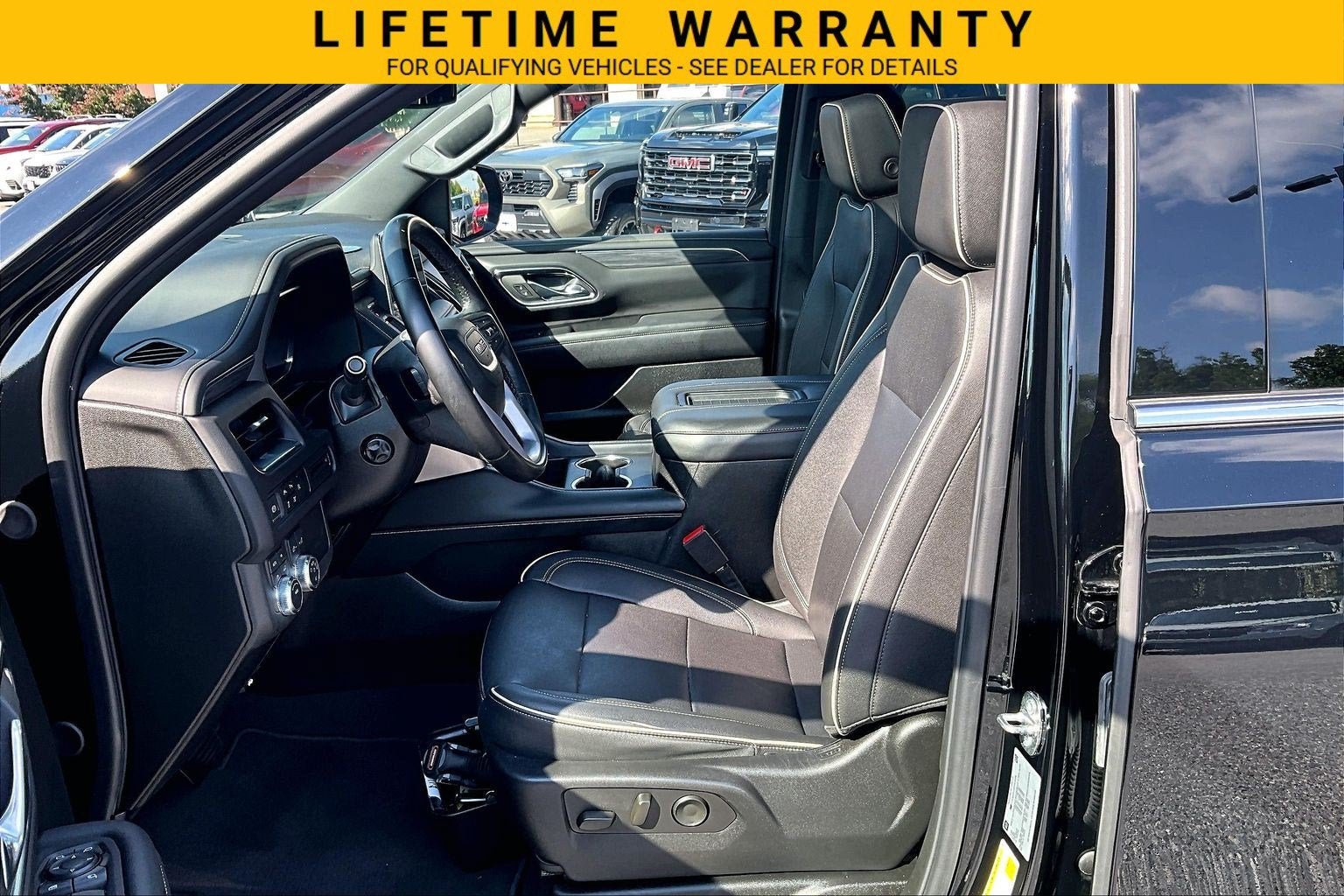 2023 GMC Yukon XL SLT