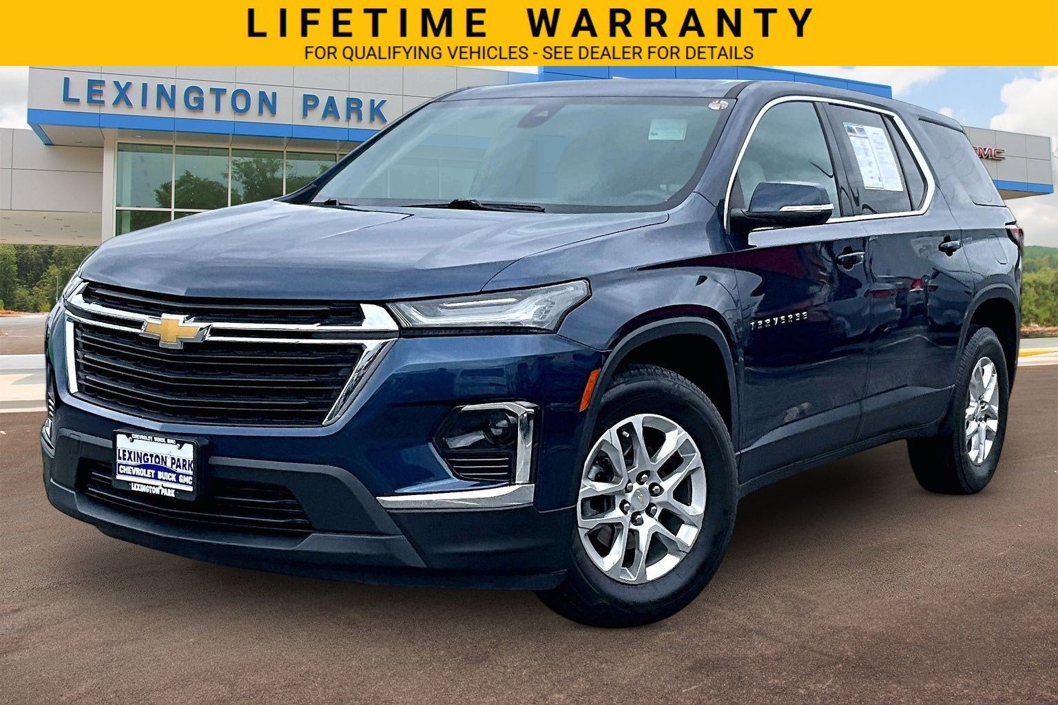 2023 Chevrolet Traverse LS