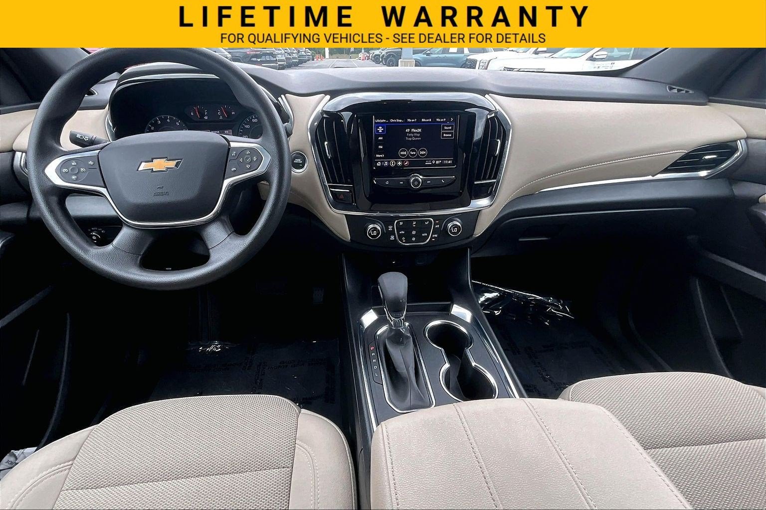 2023 Chevrolet Traverse LS