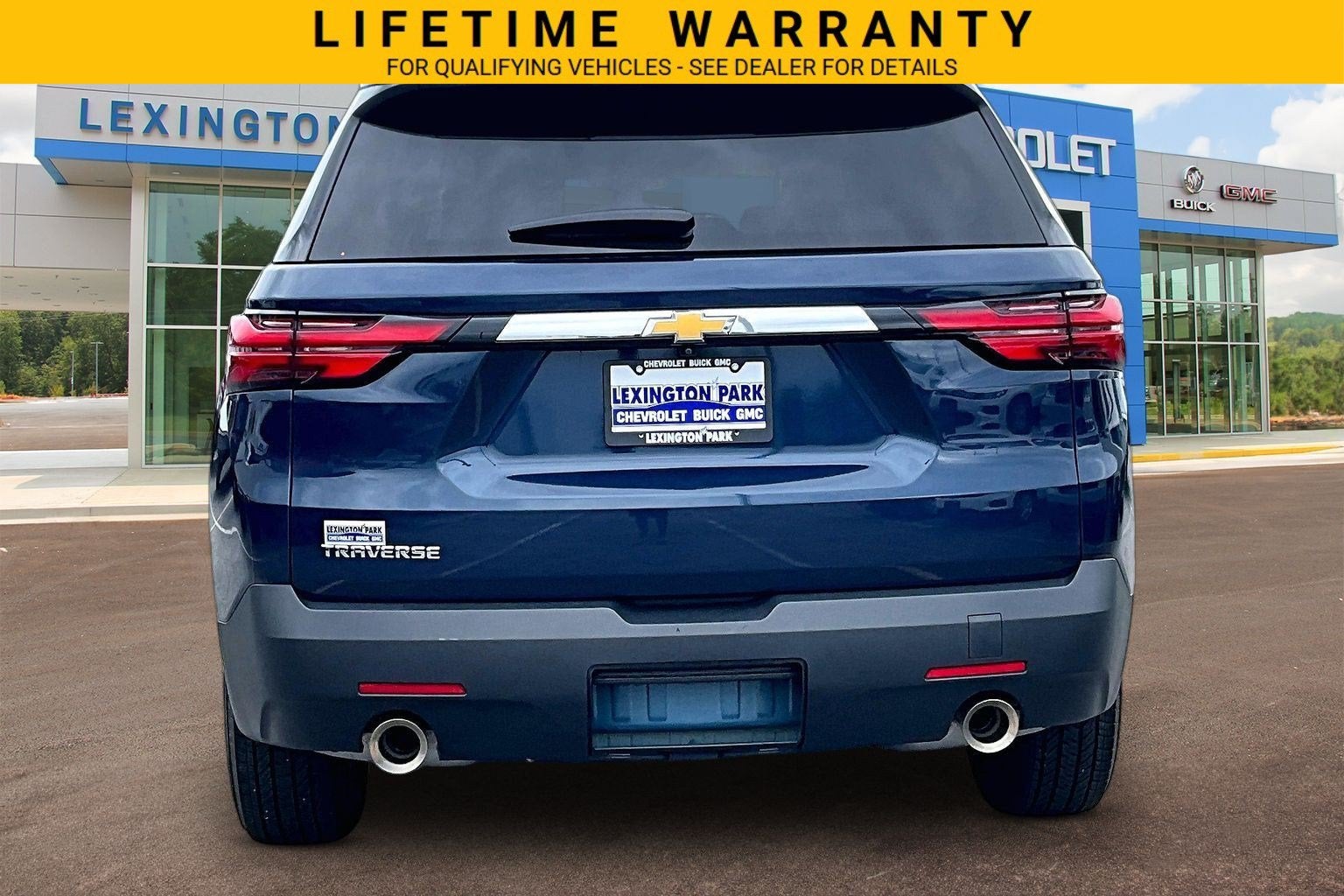 2023 Chevrolet Traverse LS