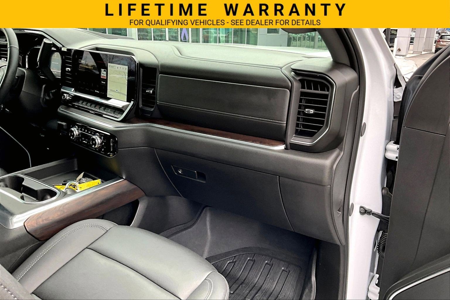 2025 GMC Sierra 3500 HD SLT