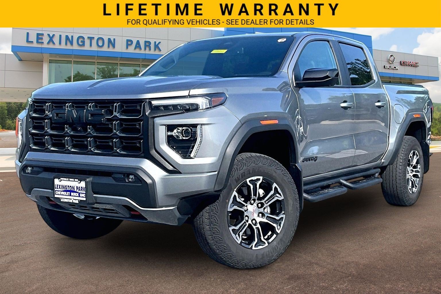 2023 GMC Canyon 4WD AT4