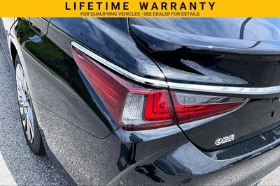 2024 Lexus ES ES 300h Ultra Luxury