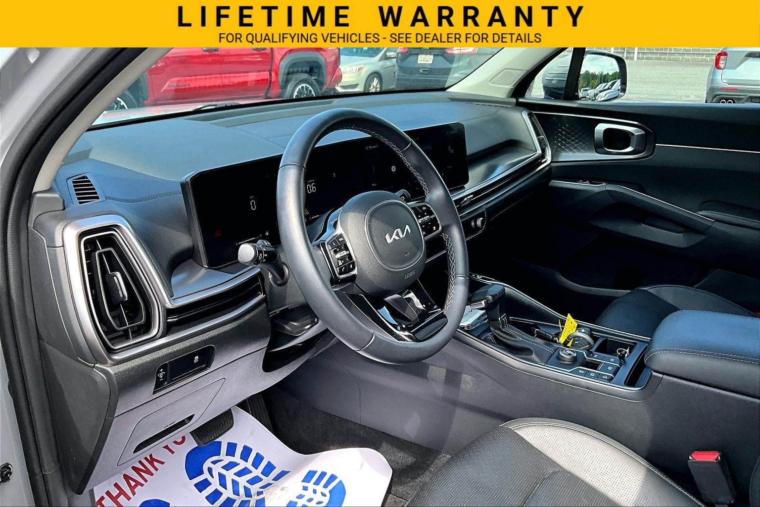 2025 Kia Sorento S