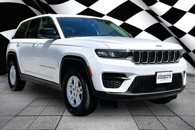 2023 Jeep Grand Cherokee Laredo