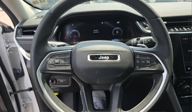2023 Jeep Grand Cherokee Laredo