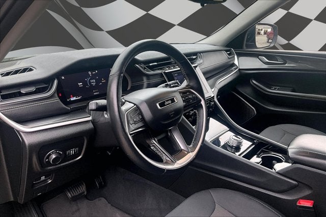 2022 Jeep Grand Cherokee L Laredo