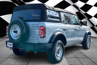 2022 Ford Bronco Base