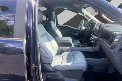 2025 Ford F-150 Lightning Pro