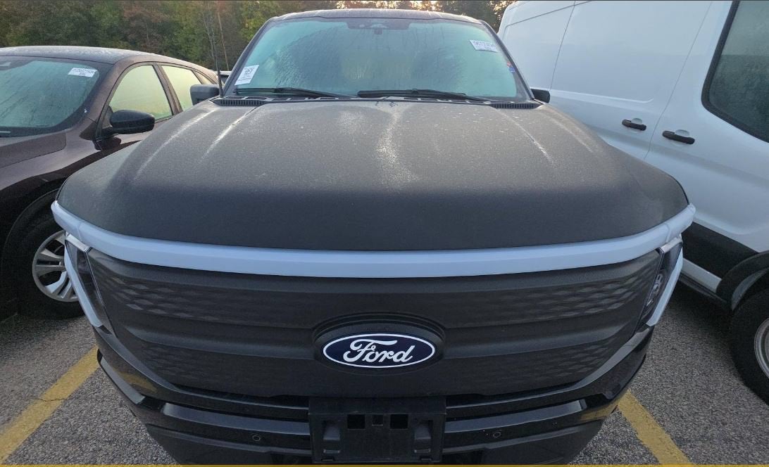 2024 Ford F-150 Lightning Flash