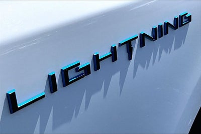 2025 Ford F-150 Lightning Flash