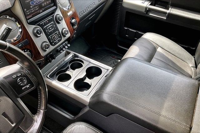 2016 Ford Super Duty F-350 DRW Lariat