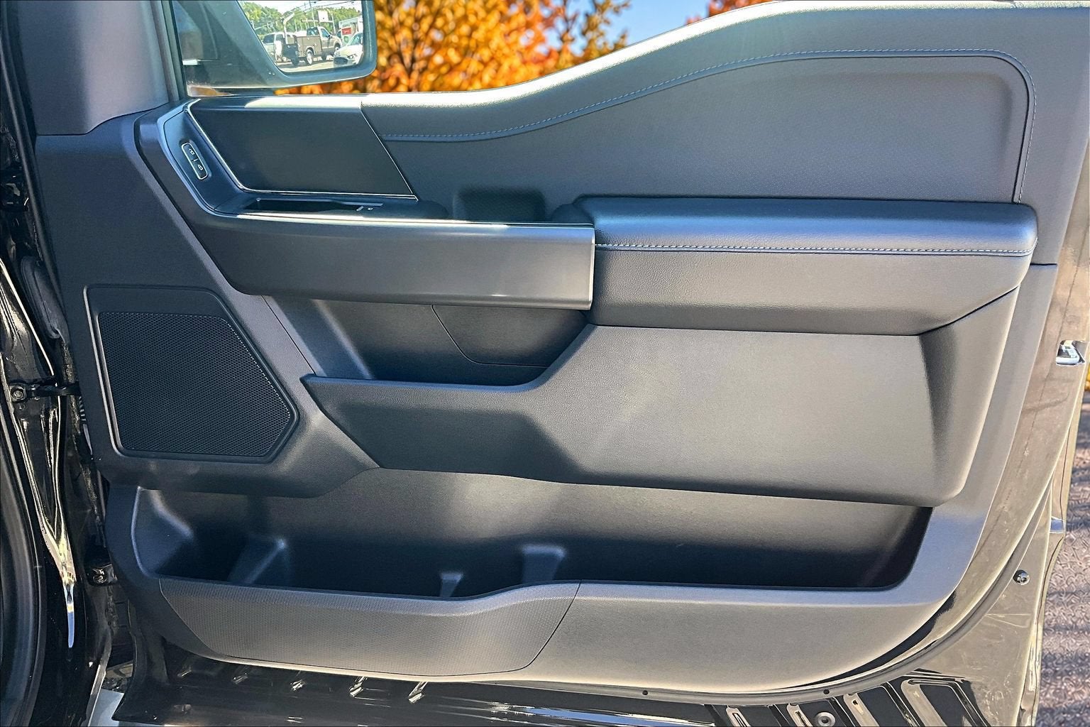 2024 Ford F-150 XLT BLACK PACKAGE