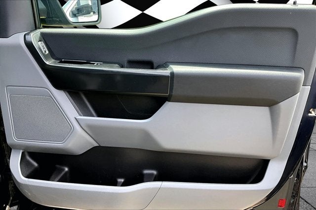 2022 Ford F-150 4WD V8