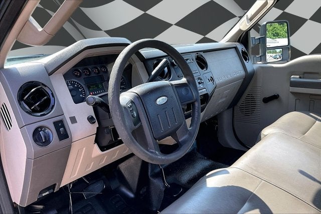 2010 Ford Super Duty F-250 SRW XL