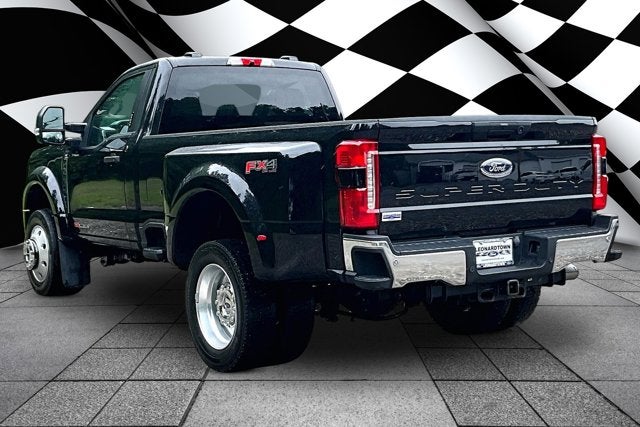 2023 Ford Super Duty F-450 DRW XLT