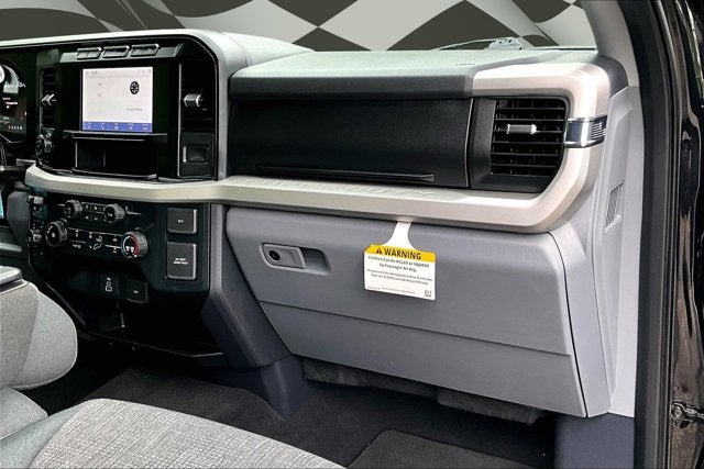 2023 Ford Super Duty F-450 DRW XLT