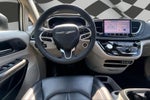 2023 Chrysler Pacifica Touring L AWD PANO ROOF