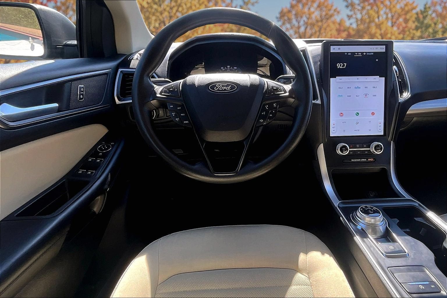 2023 Ford Edge SE
