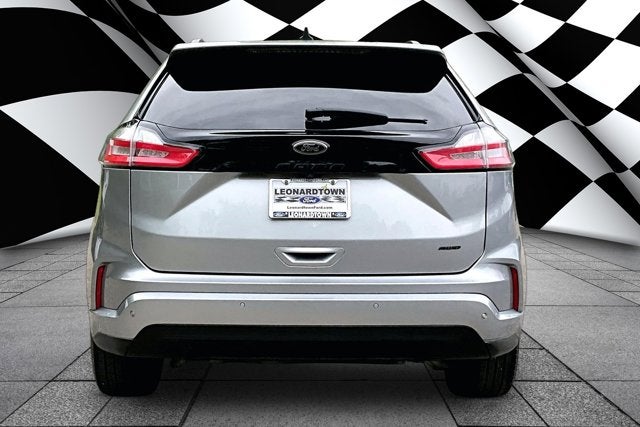 2022 Ford Edge SE