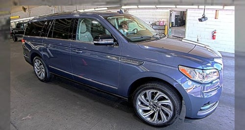2023 Lincoln Navigator L Reserve REAR ENTERTAINMENT