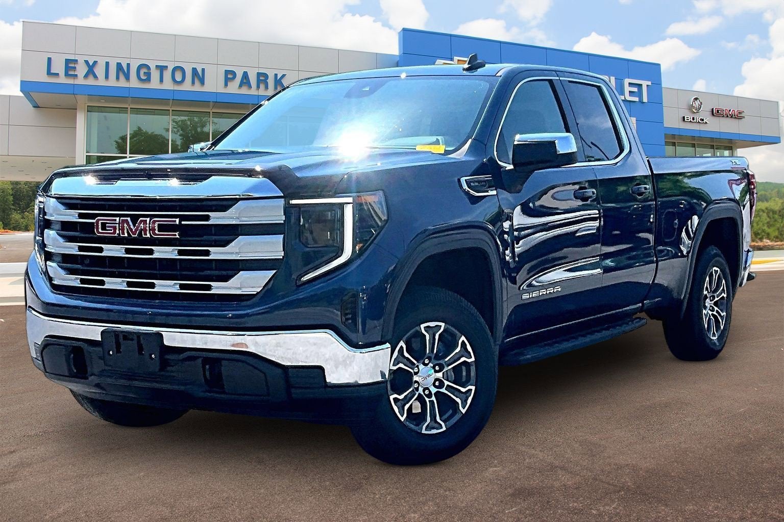 2023 GMC Sierra 1500 SLE