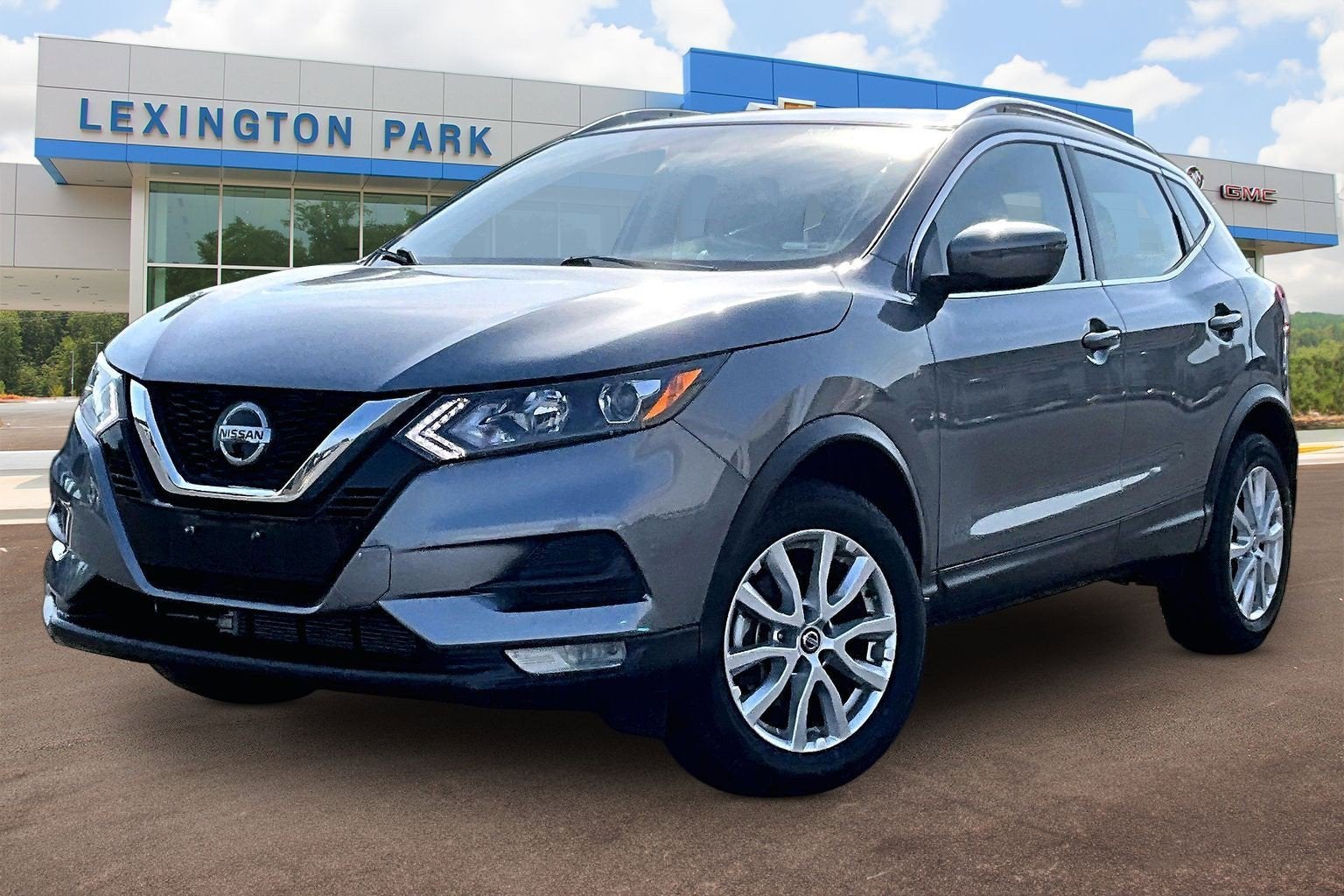 2022 Nissan Rogue Sport SV