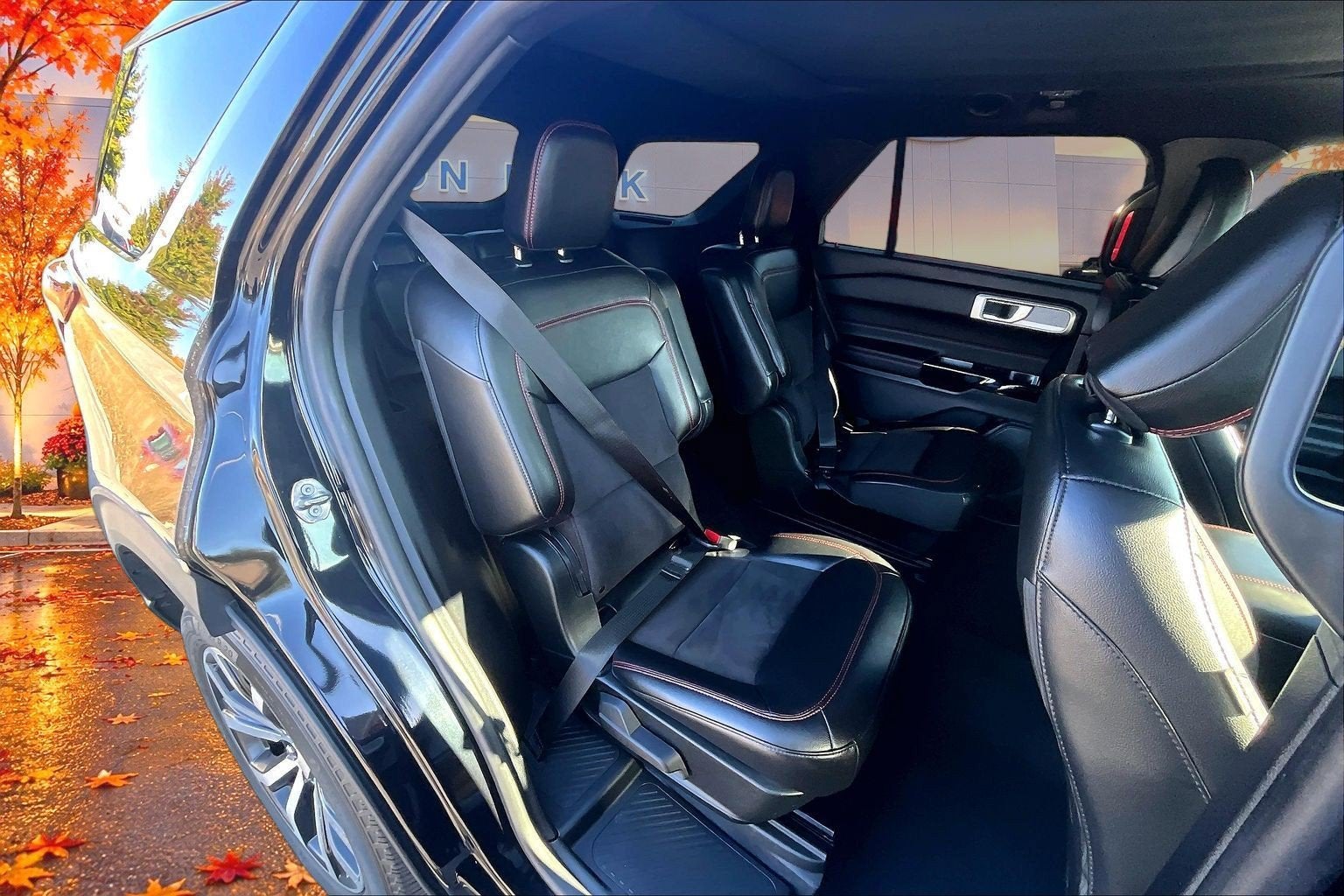 2022 Ford Explorer ST-Line