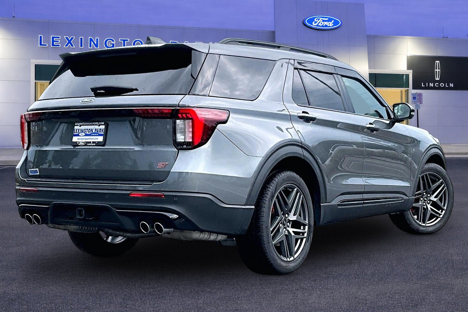 2025 Ford Explorer ST