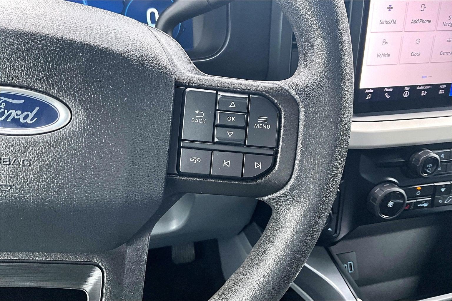 2024 Ford Super Duty F-350 SRW XLT
