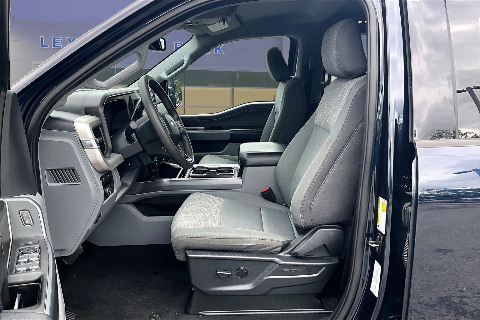 2024 Ford Super Duty F-350 SRW XLT