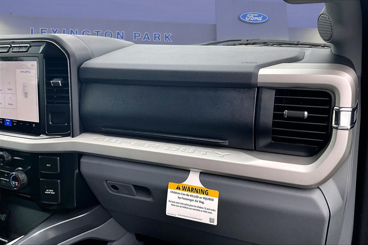 2024 Ford Super Duty F-350 SRW XLT