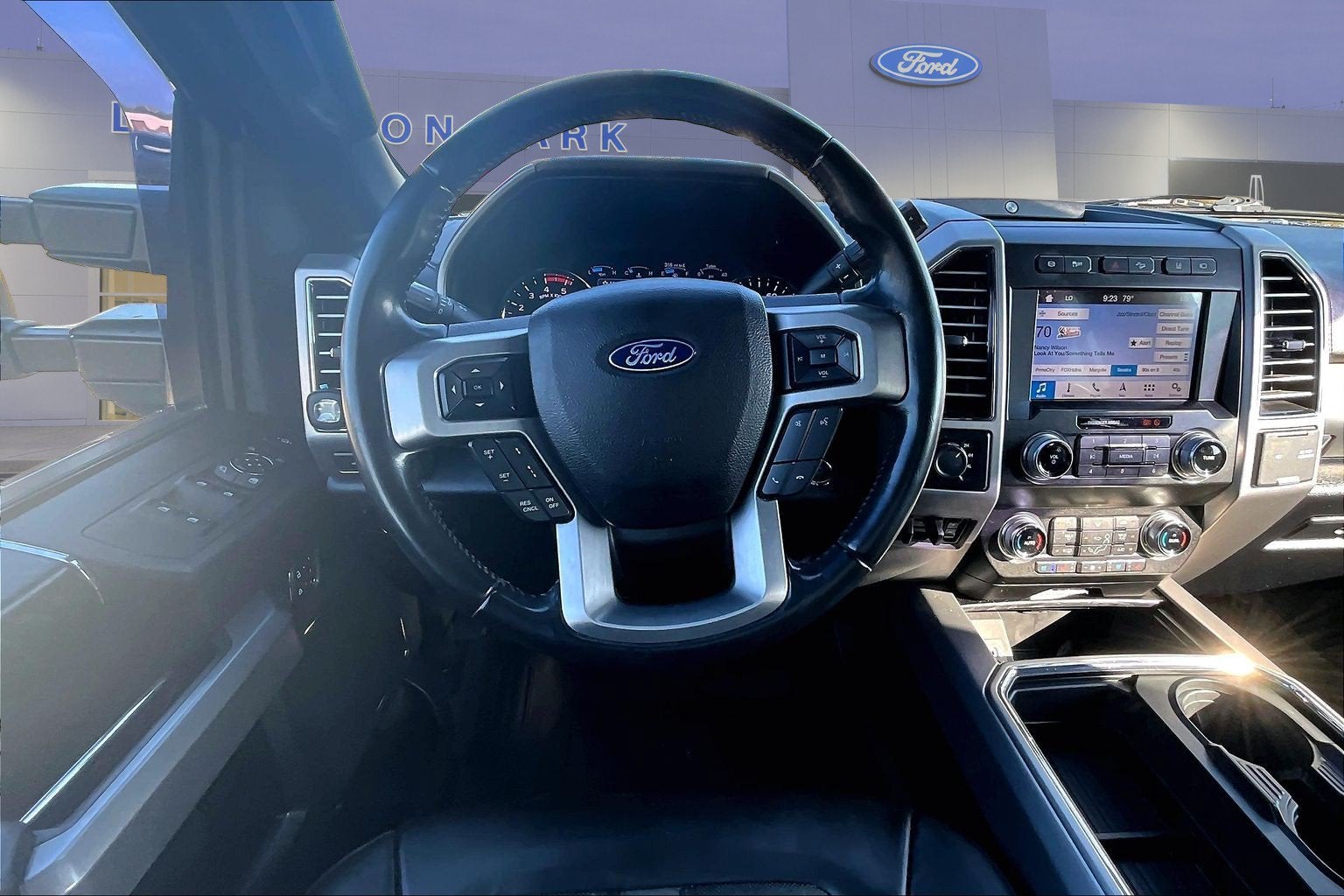 2019 Ford Super Duty F-350 SRW Platinum