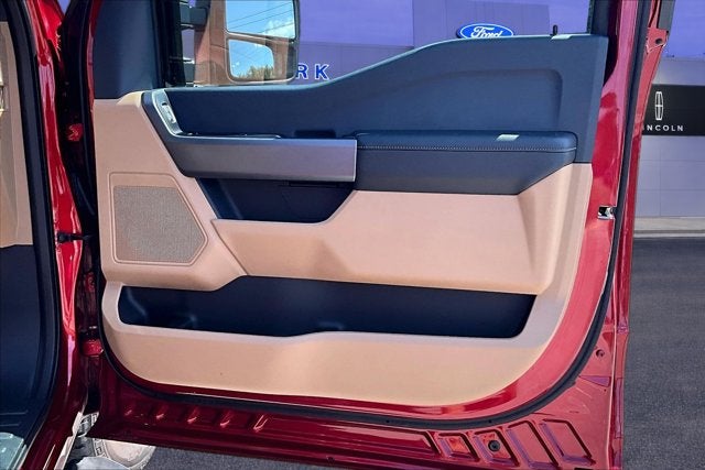 2025 Ford Super Duty F-350 SRW XLT