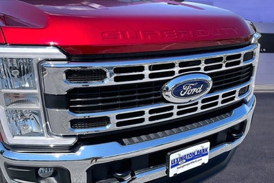 2025 Ford Super Duty F-350 SRW XLT