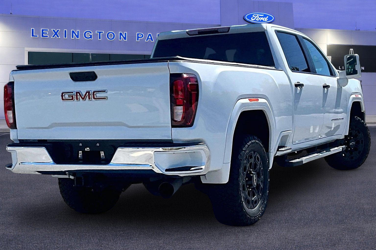 2025 GMC Sierra 2500HD Pro