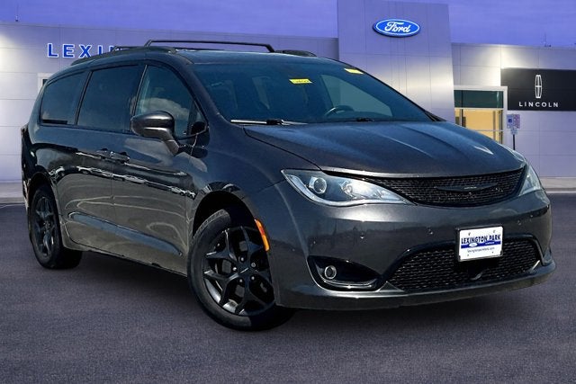 2019 Chrysler Pacifica Touring L Plus