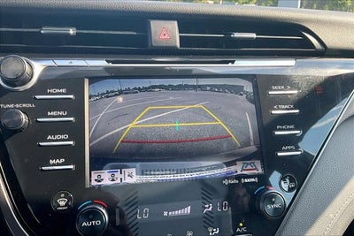 2020 Toyota Camry Hybrid SE
