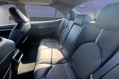 2020 Toyota Camry Hybrid SE