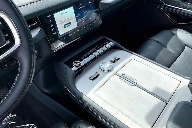 2026 Lincoln Navigator L Premiere