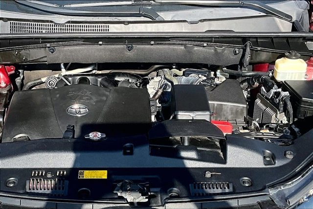 2019 Toyota Highlander Base