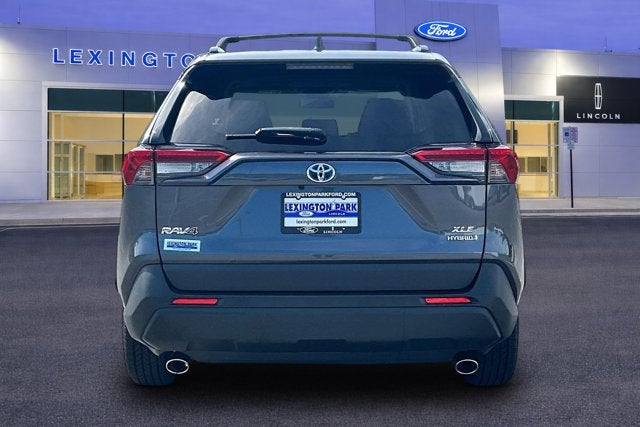 2021 Toyota RAV4 Hybrid XLE