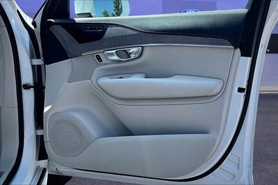 2022 Volvo XC90 Recharge Plug-In Hybrid Inscription